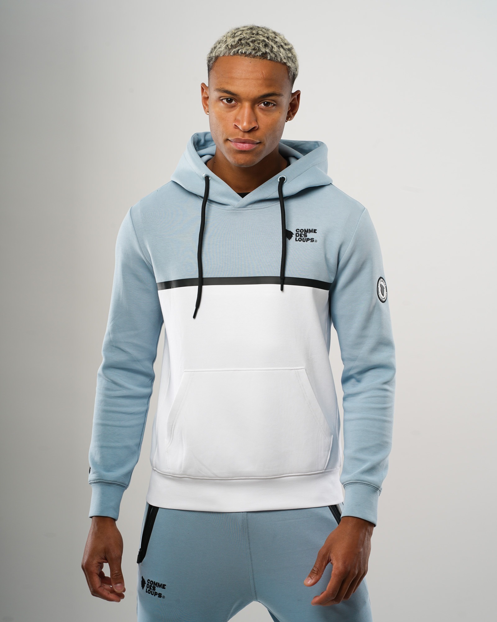 7. candy crush nike tech fleece blue comme des loups