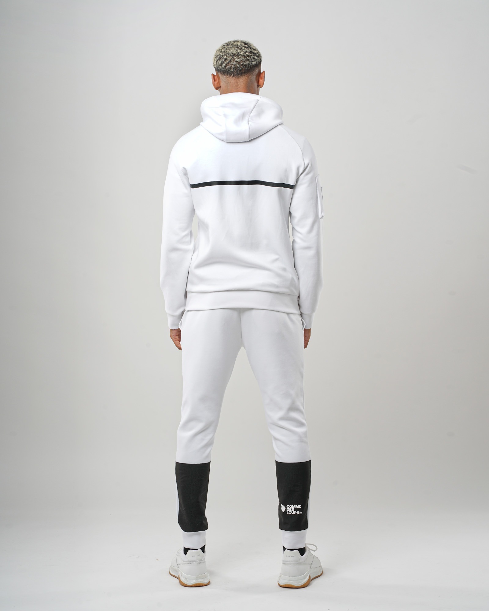 7. centrale park nike tech fleece comme des loups