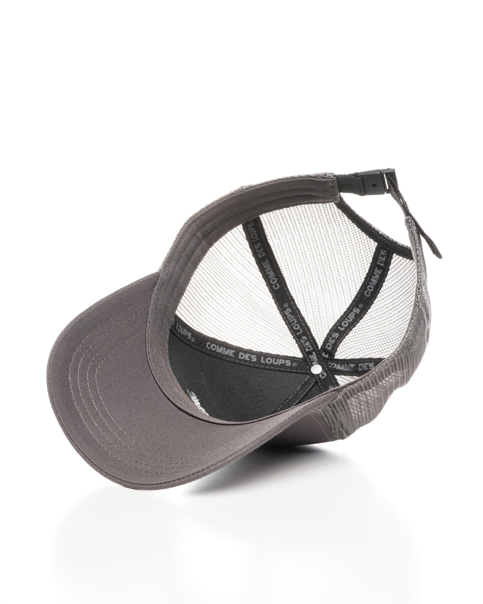 casquette gris 2. TRUCKER EMPIRE
